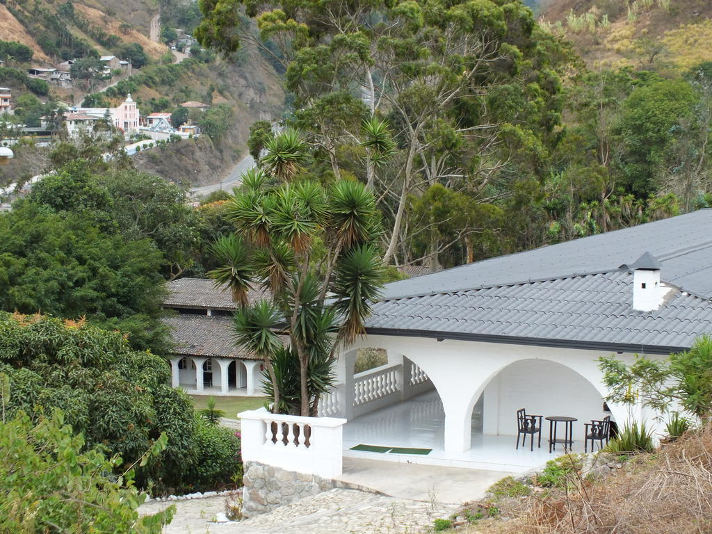 Hosteria La Eterna Primavera Huigra 외부 사진